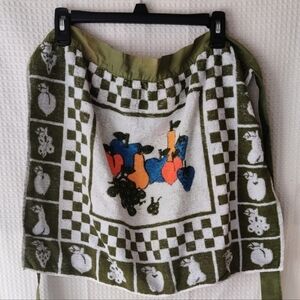 Vintage 70's Olive green and White Terry Cloth Fruit Design Hostess Apron